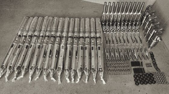 कोर ड्रिलिंग अनुप्रयोगों में उच्च अनुकूलनशीलता और दीर्घायु सुनिश्चित करने के लिए डिज़ाइन किया गया घिसाव प्रतिरोधी वायरलाइन कोर बैरल असेंबली NQ HQ PQ